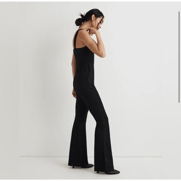 Madewell Denim Flare Leg Jumpsuit in Bonner Wash Black Size 0 NWOT Sleeveless - Picture 2 of 16